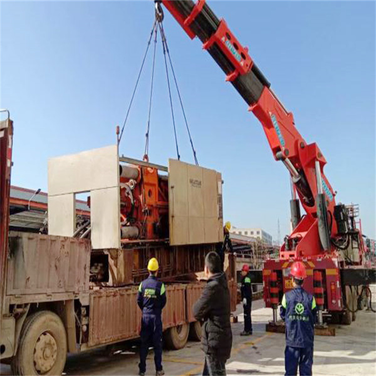 钟山随车吊作业的风险因素是怎样的